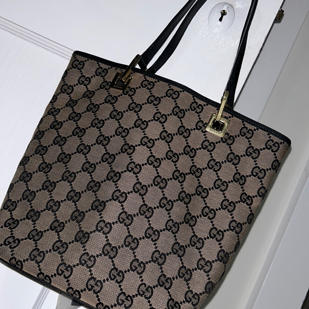 GUCCI purse